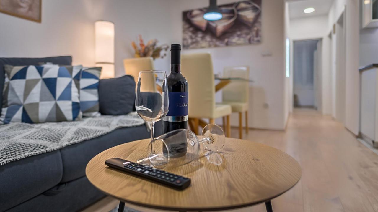 Brand New Apartment In City Center, Big Terrace Ζάγκρεμπ Εξωτερικό φωτογραφία